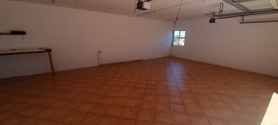 5 Bedroom Property for Sale in Lovemore Heights Estate Eastern Cape
